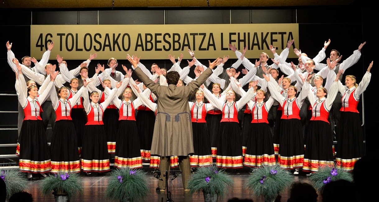 Jauniešu kora “Maska” koncerti Basku zemē tiek uzņemti ar ovācijām, Tolosas konkursā izcīnīta augstā 2. vieta